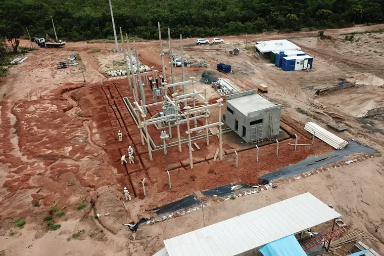 Sistema de armazenamento de energia em containers